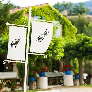 https://gite-de-venascle.fr-provencehotel.com